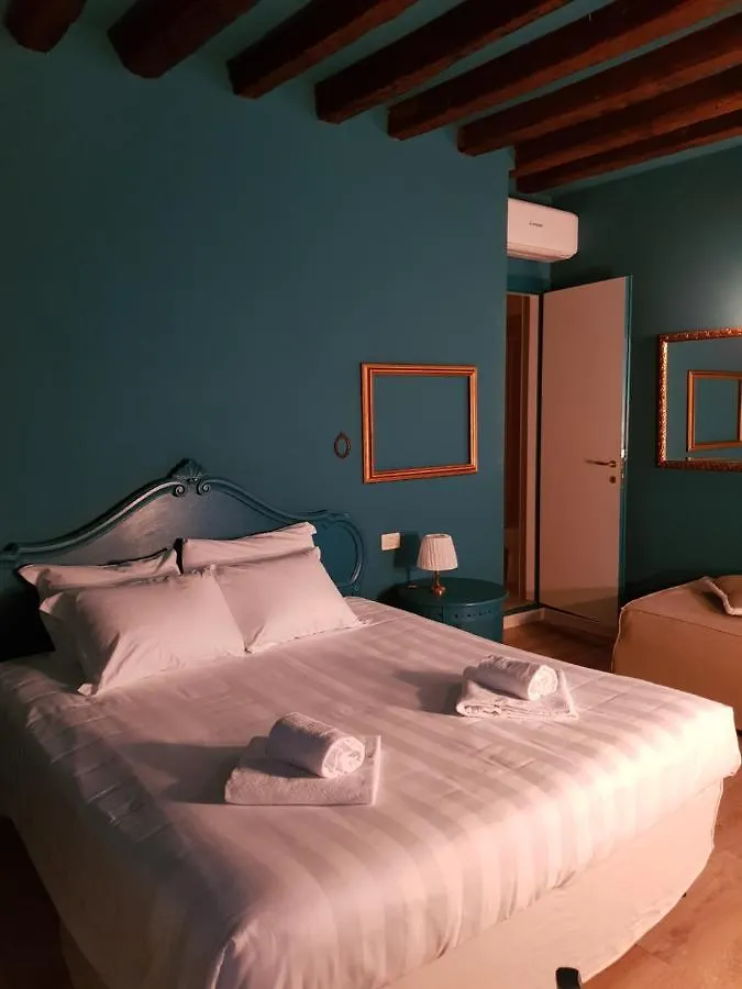 Casa Fornaretto Hotel Velence 2*,