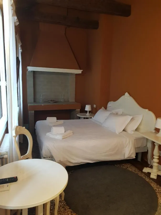 Casa Fornaretto Hotel Venice 2*,