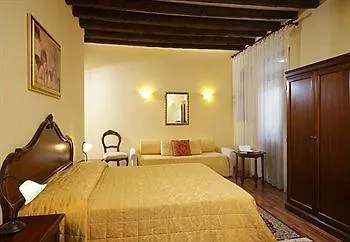 ** Гостевой дом Отель Casa Fornaretto Венеция Италия